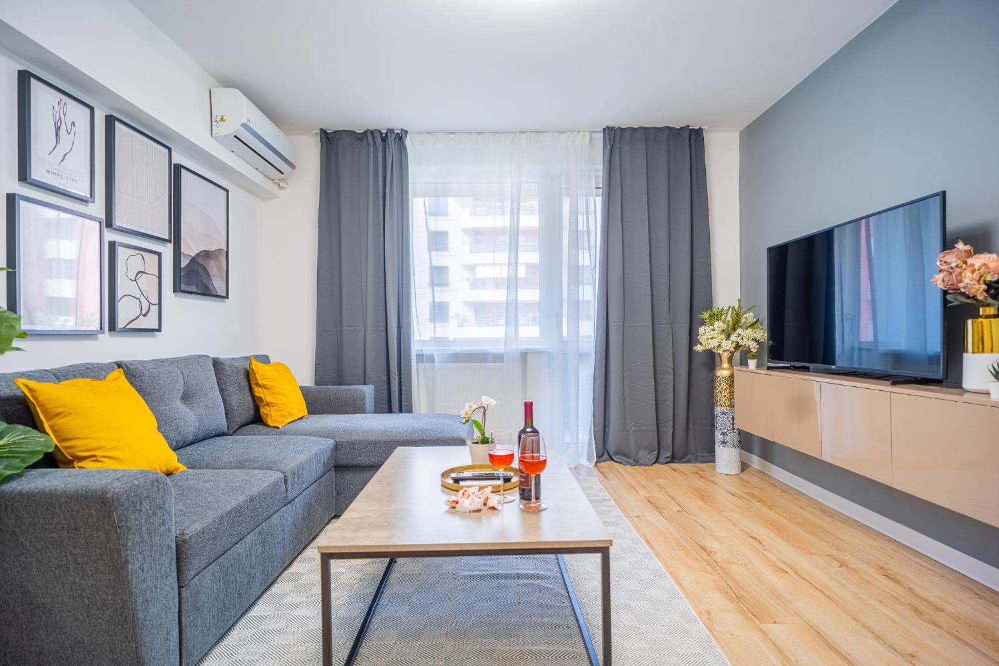 Spacious Newly Renovated 2Br Apartments With Balcony Bukarest Exterior foto